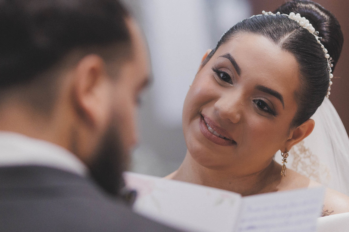 Cerimônia religiosa de casamento clássico no Mosteiro de São Bento.