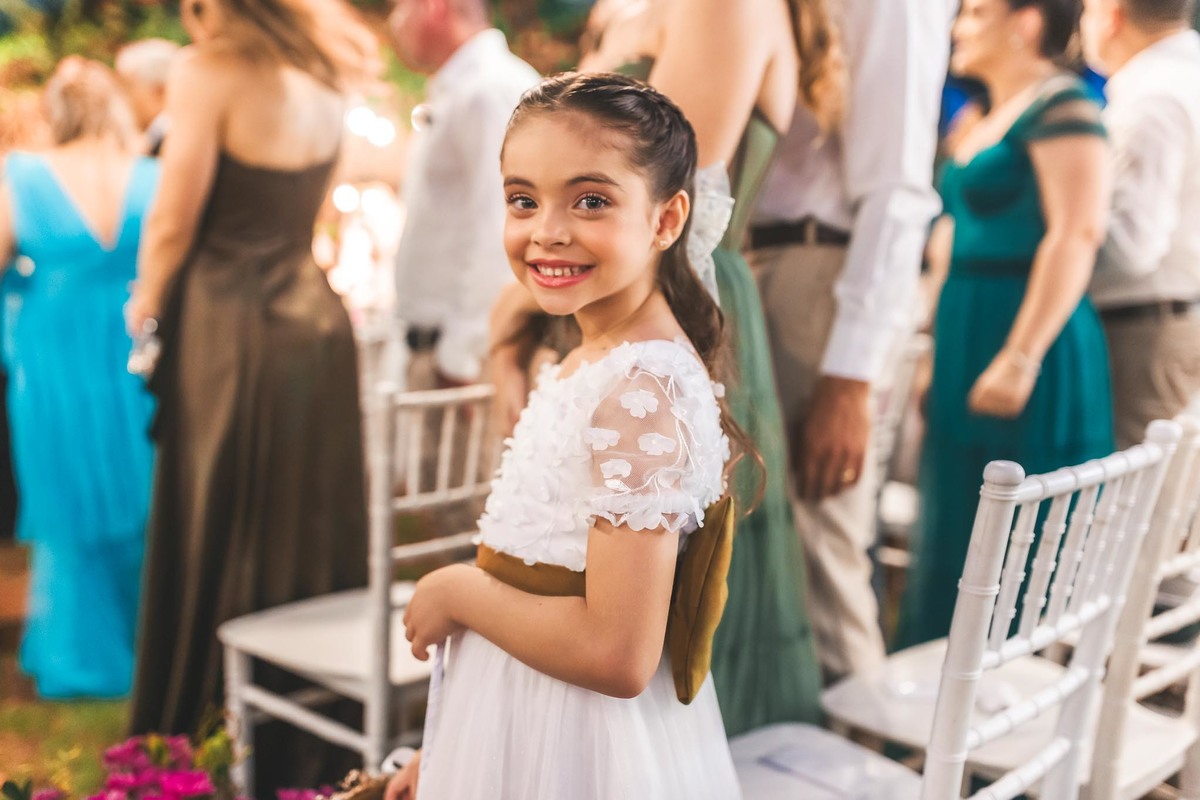 Cerimônia de casamento ao ar livre na Casa Maraponga às 16h