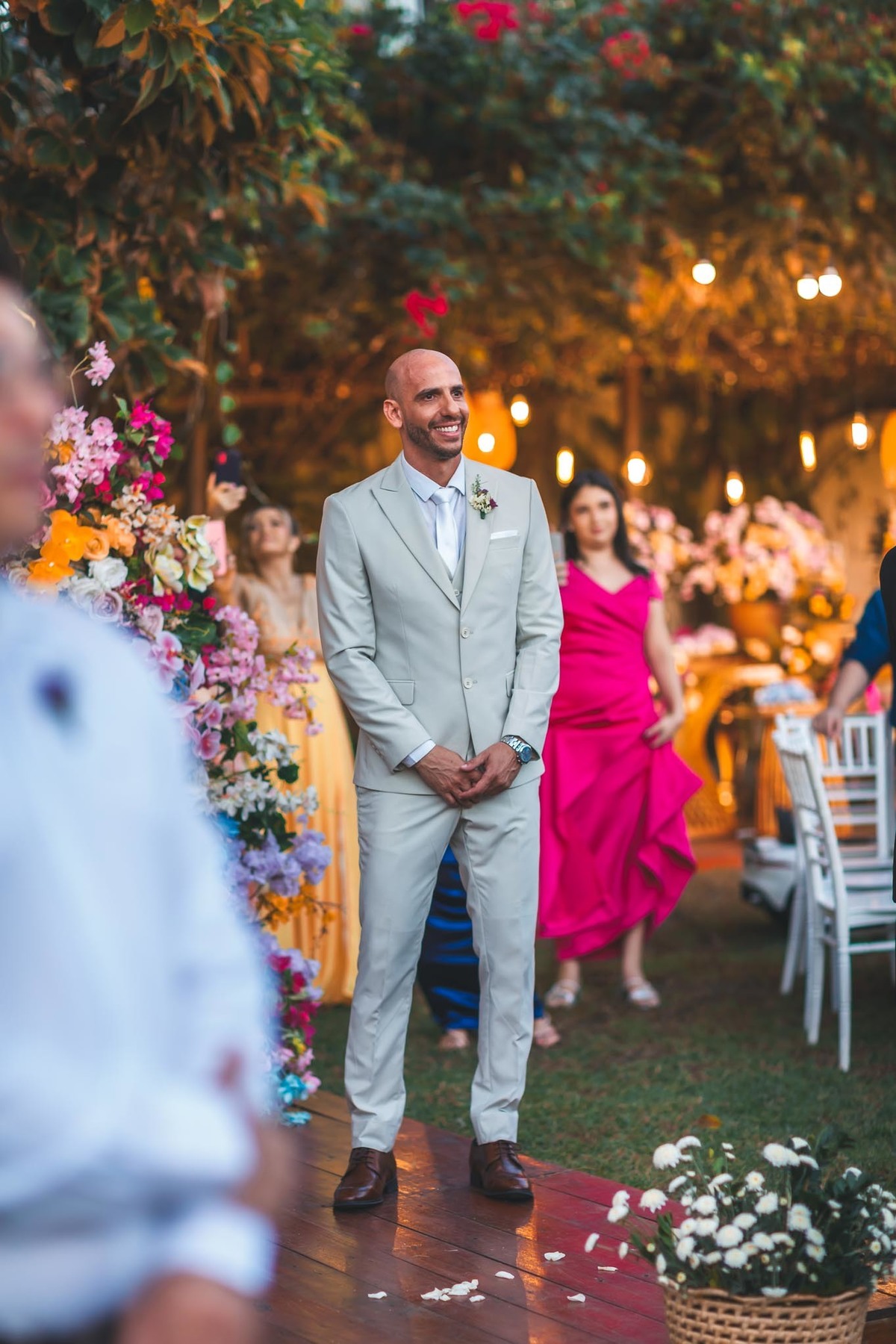 Cerimônia de casamento ao ar livre na Casa Maraponga às 16h