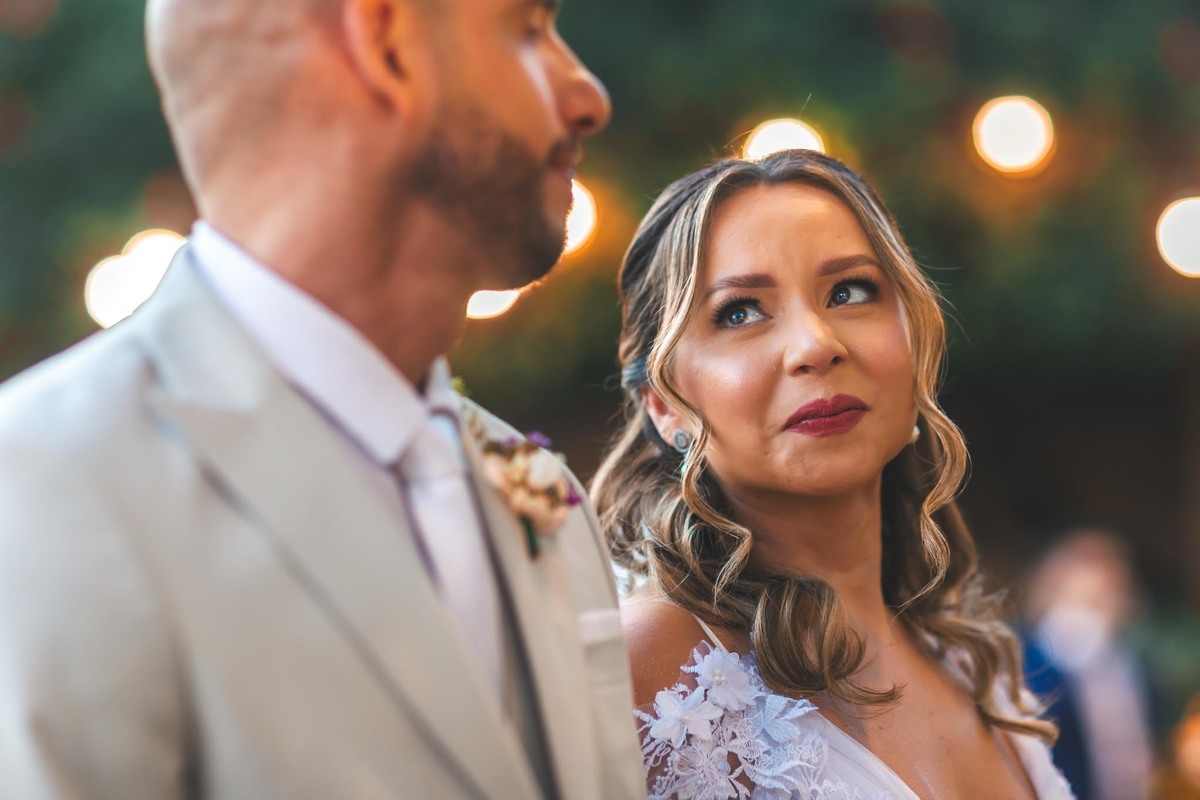 Cerimônia de casamento ao ar livre na Casa Maraponga às 16h