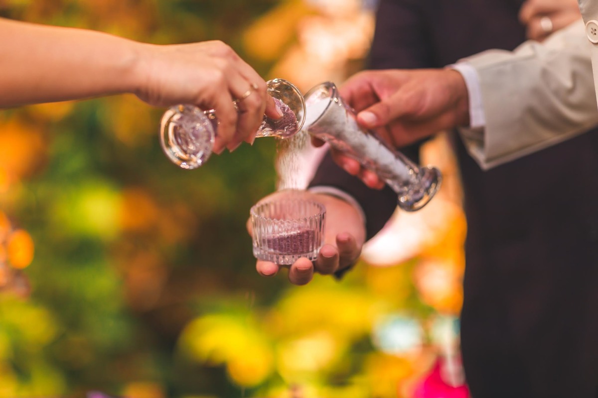 Cerimônia de casamento ao ar livre na Casa Maraponga às 16h