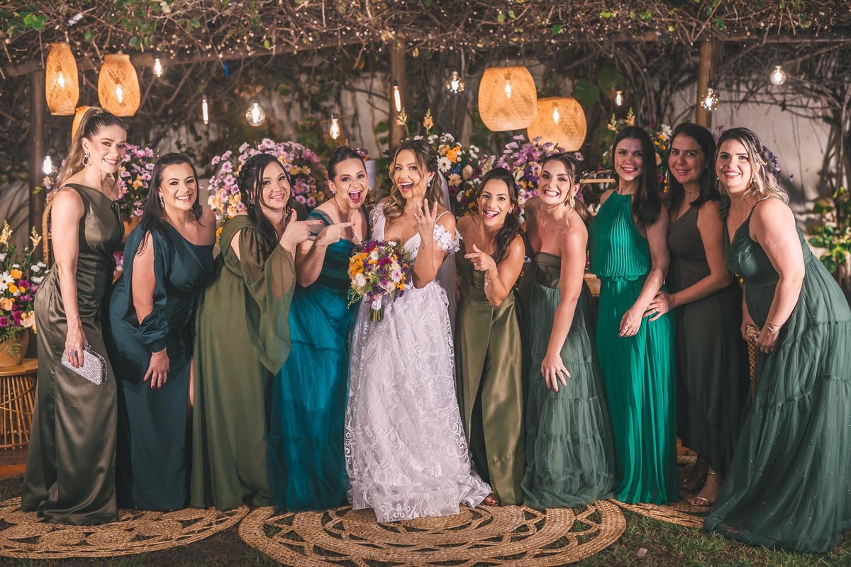 Festa de casamento na Casa Maraponga – Registros espontâneos e divertidos.