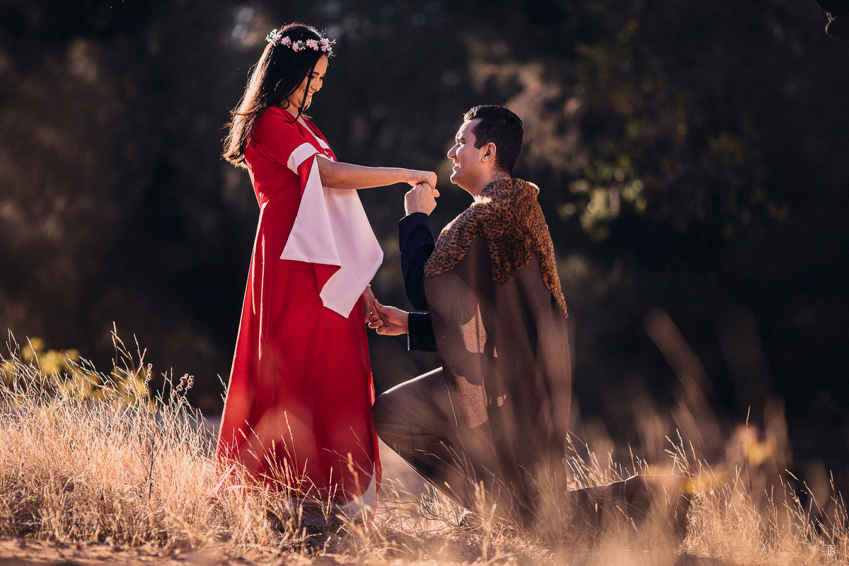 ensaio-pre-wedding-casal-vinking-game-of-trones-manga-guerreiro-medieval-book-casamento-criativo-diferente