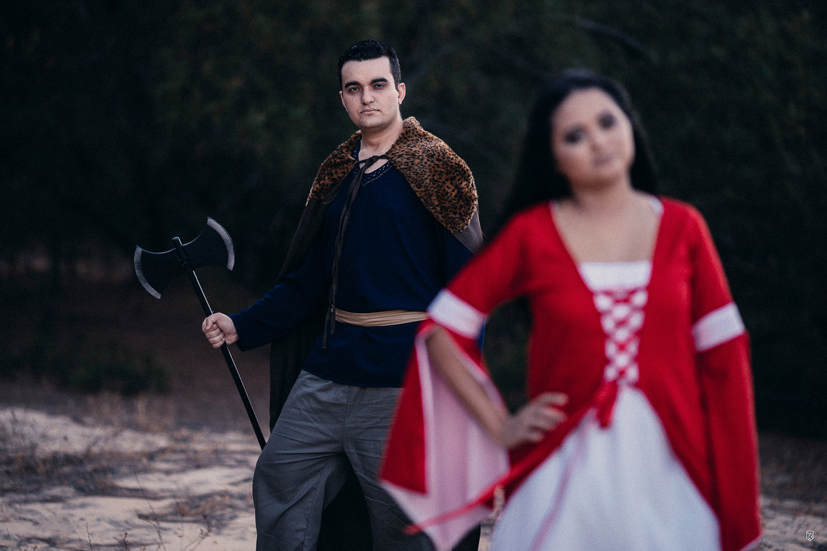 ensaio-pre-wedding-casal-vinking-game-of-trones-manga-guerreiro-medieval-book-casamento-criativo-diferente
