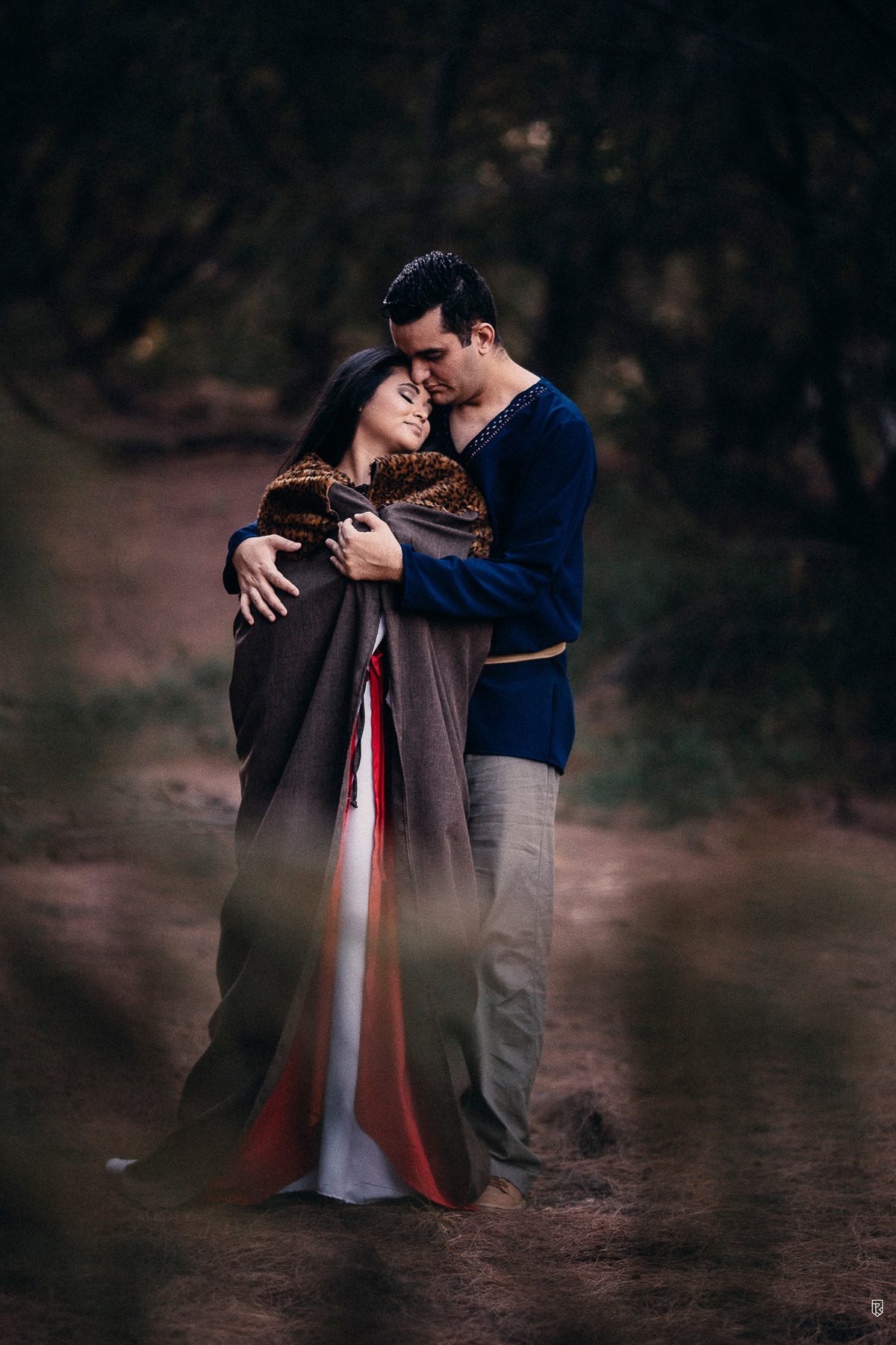 ensaio-pre-wedding-casal-vinking-game-of-trones-manga-guerreiro-medieval-book-casamento-criativo-diferente