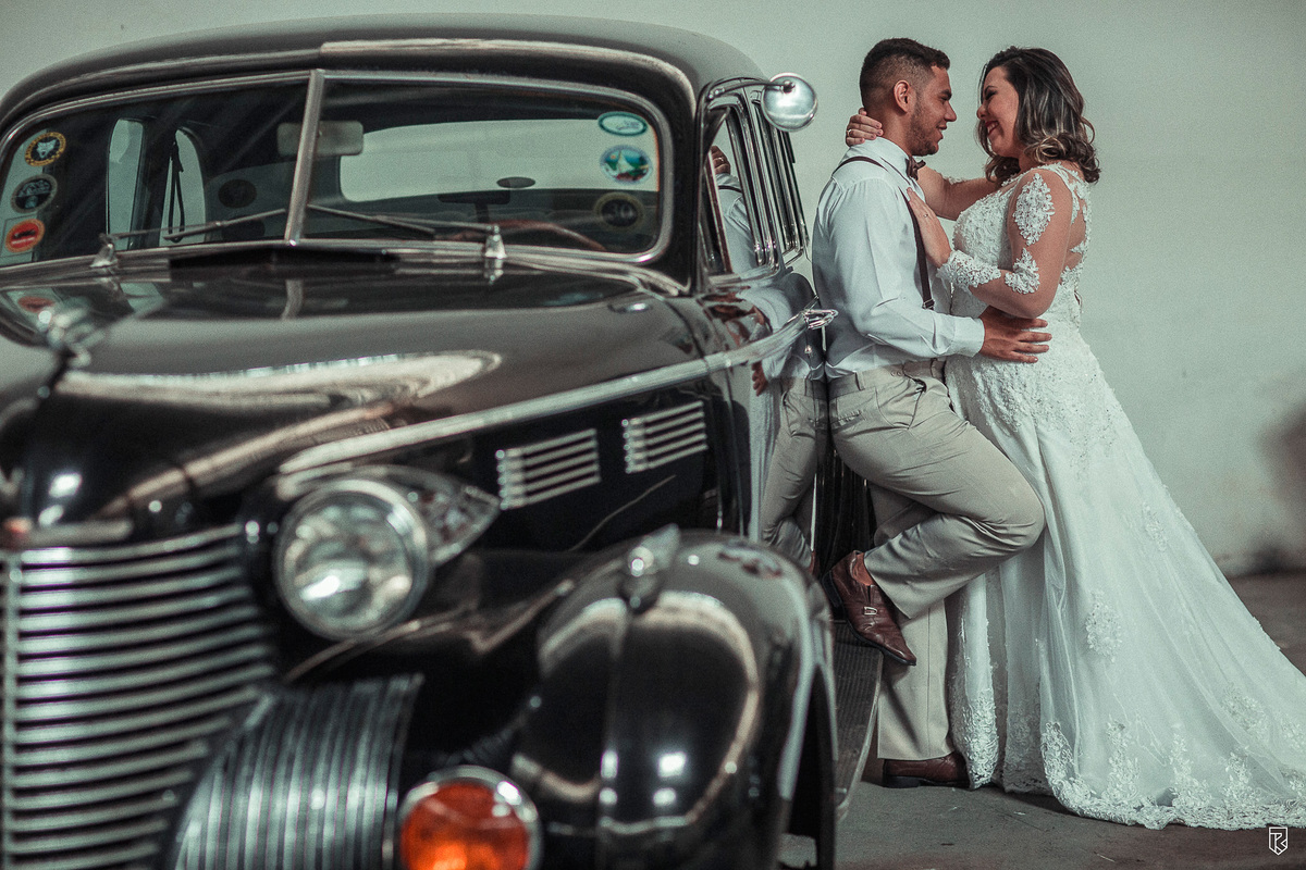 ensaio-retrô-vintage-casal-museu-automovel-fortaleza-ce-ricardo-lima-fotografo-casamento