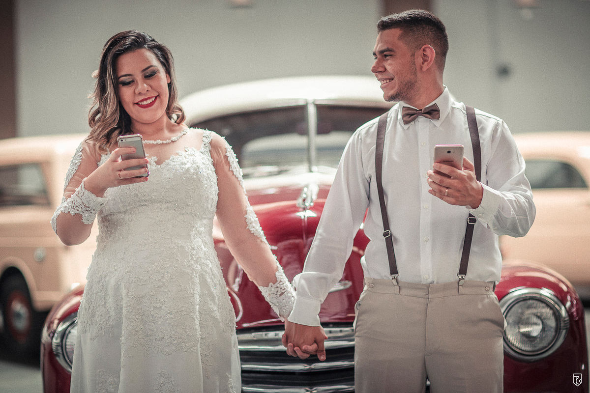 ensaio-retrô-vintage-casal-museu-automovel-fortaleza-ce-ricardo-lima-fotografo-casamento