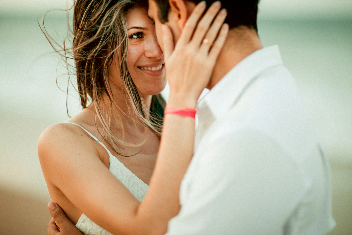 ensaio-casal-pre-wedding-casamento-fortaleza-ceara-brasil-praias-nordeste-noiva-amor-love-romantismo-beijo-felicidade-fotografia