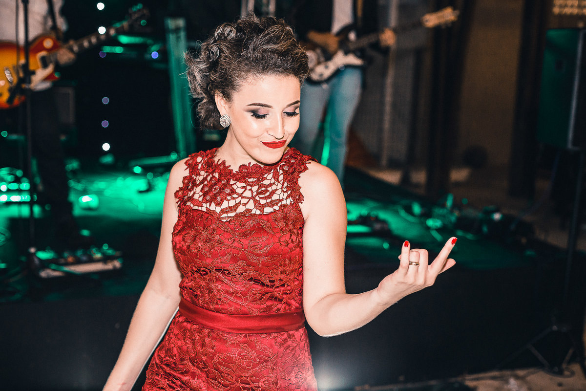 wedding-casamento-noivos-noivas-cerimonialista-bolo-vestido-noiva-emoção-daminhas-pajens-ta-bonito-fotografia-casal