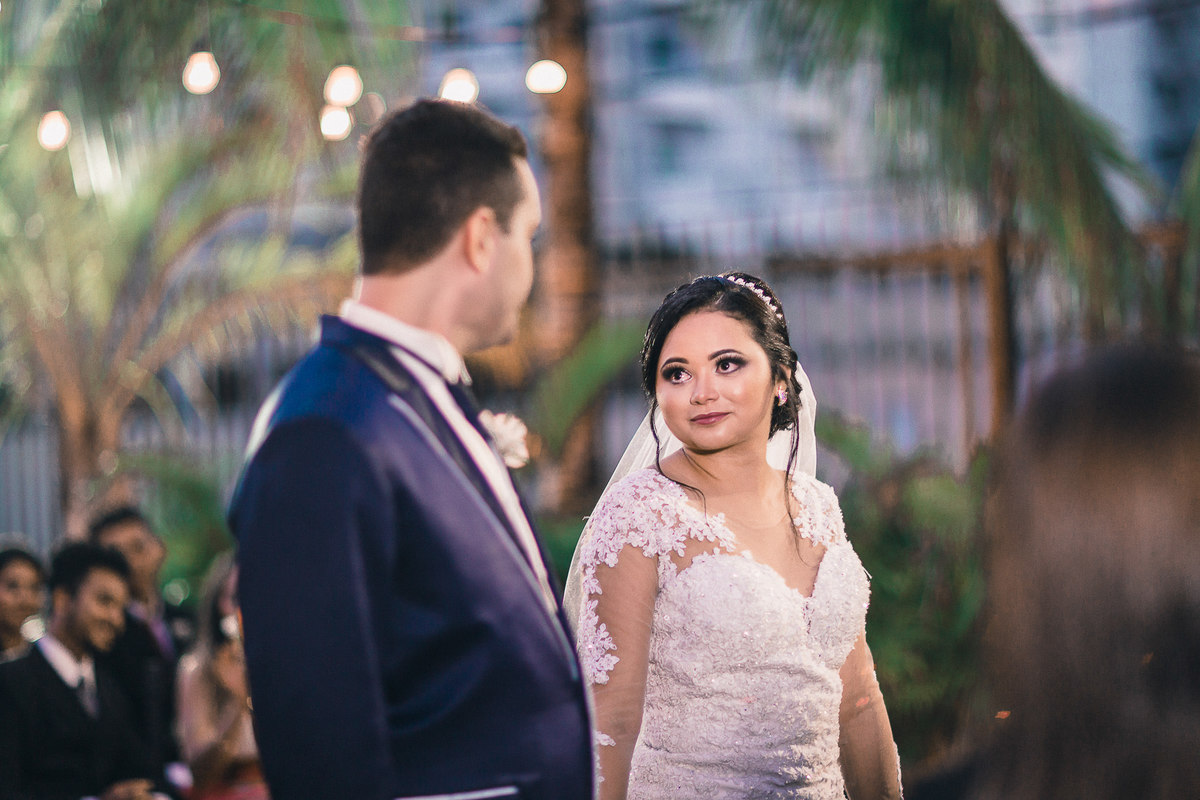 wedding-casamento-noivos-noivas-cerimonialista-bolo-vestido-noiva-emoção-daminhas-pajens-ta-bonito-fotografia-casal