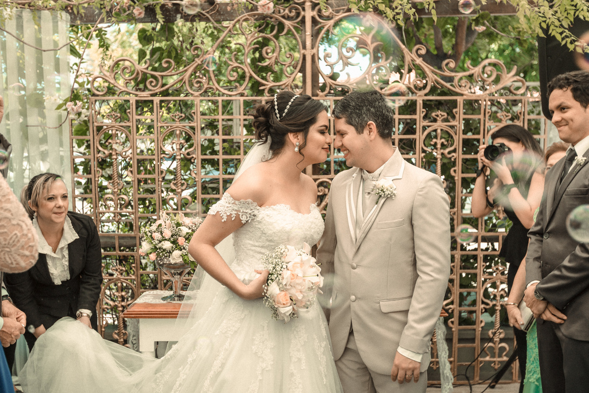 casamento-dia-mango-noivos-fotografia-restaurante-mini-wedding-fortaleza-ceara-vestido-ricardo-lima-fotografo