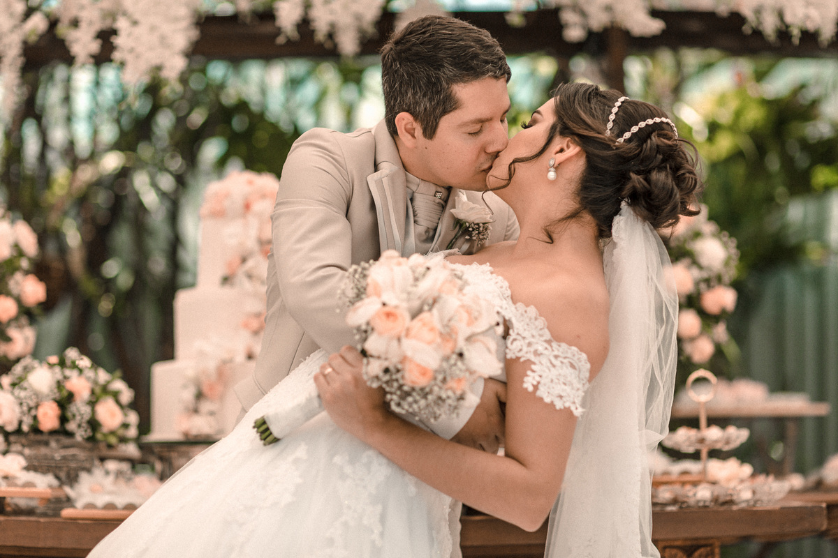 casamento-dia-mango-noivos-fotografia-restaurante-mini-wedding-fortaleza-ceara-vestido-ricardo-lima-fotografo