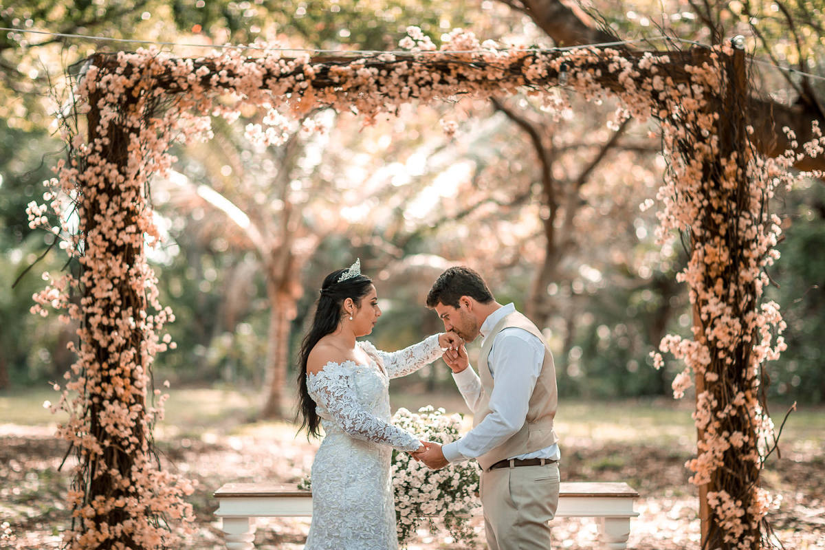 casamento-diurno-campo-caravelas-teixeira-de-freitas-bahia-salvador-vestido-noiva-igreja-ricardo-lima