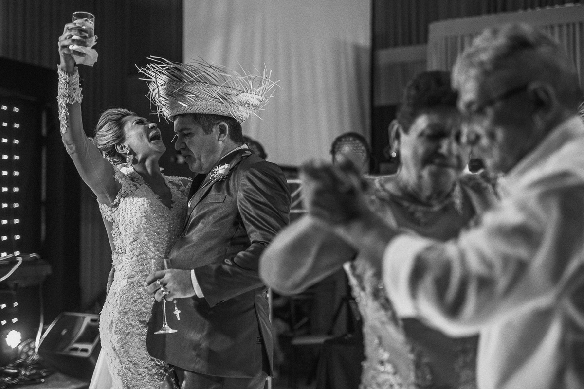 casamento-igreja-buffet-cerimonia-recepção-noiva-noivo-amor-love-vestido-buque-fortaleza-ceara-fotografia-ricardo-lima