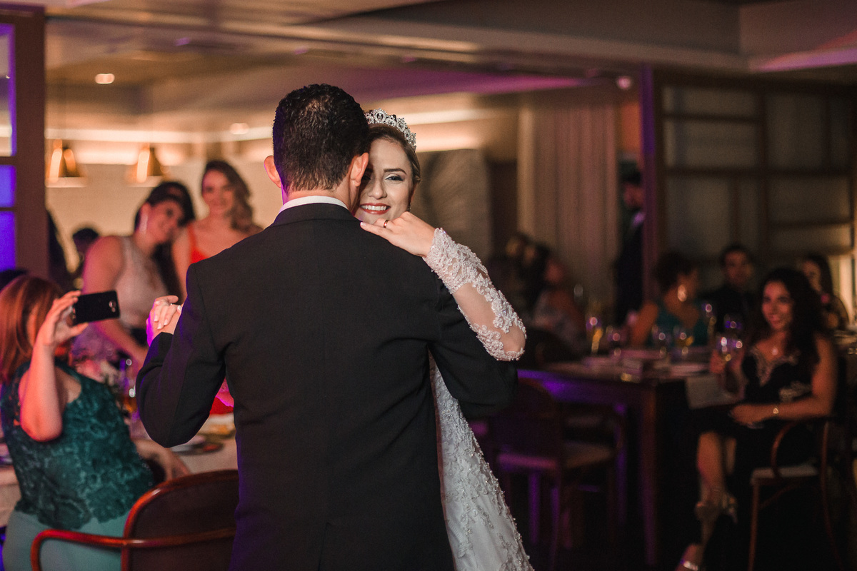 casamento-noivos-festa-buffet-noiva-vestido-bolo-decoração-making-of-fotografo-fortaleza-ceara