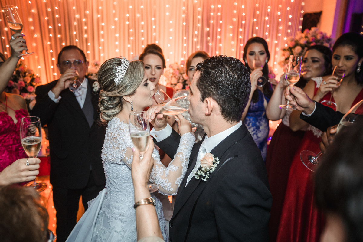 casamento-noivos-festa-buffet-noiva-vestido-bolo-decoração-making-of-fotografo-fortaleza-ceara