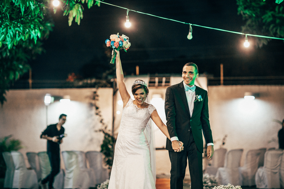 wedding-noiva-casamento-noivo-making-of-grande-dia-união-celebração-vestido-de-noiva-terno-bolo-buffet-igreja-cerimonia-recepção-fotografo-de-casament-fortaleza-ceara