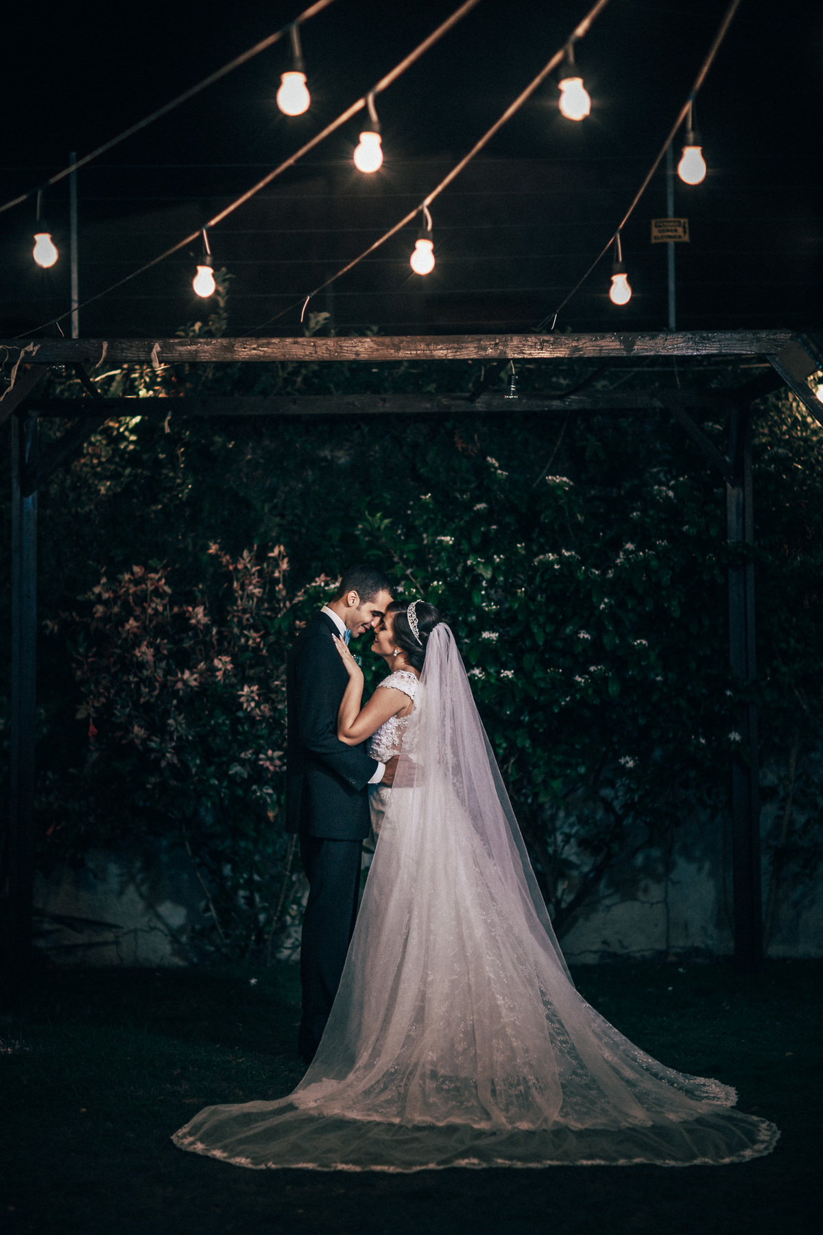 wedding-noiva-casamento-noivo-making-of-grande-dia-união-celebração-vestido-de-noiva-terno-bolo-buffet-igreja-cerimonia-recepção-fotografo-de-casament-fortaleza-ceara