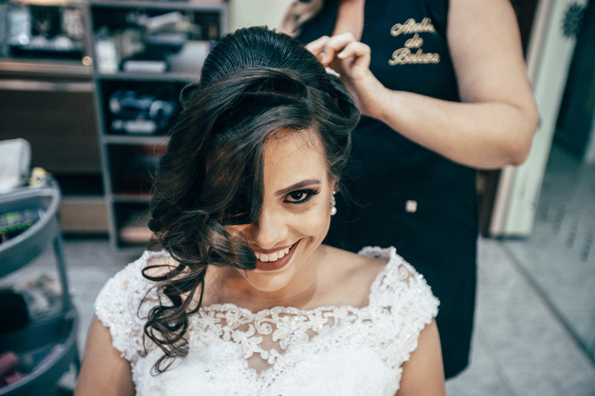 wedding-noiva-casamento-noivo-making-of-grande-dia-união-celebração-vestido-de-noiva-terno-bolo-buffet-igreja-cerimonia-recepção-fotografo-de-casament-fortaleza-ceara