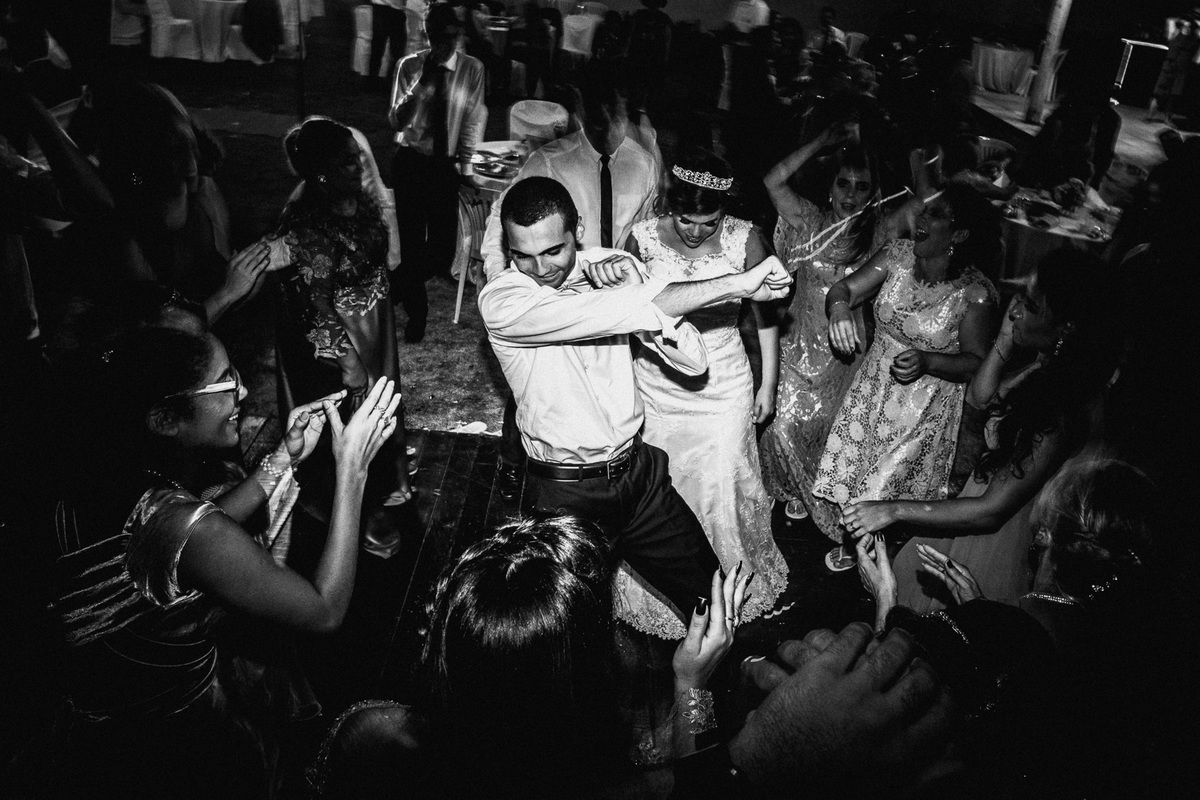 wedding-noiva-casamento-noivo-making-of-grande-dia-união-celebração-vestido-de-noiva-terno-bolo-buffet-igreja-cerimonia-recepção-fotografo-de-casament-fortaleza-ceara