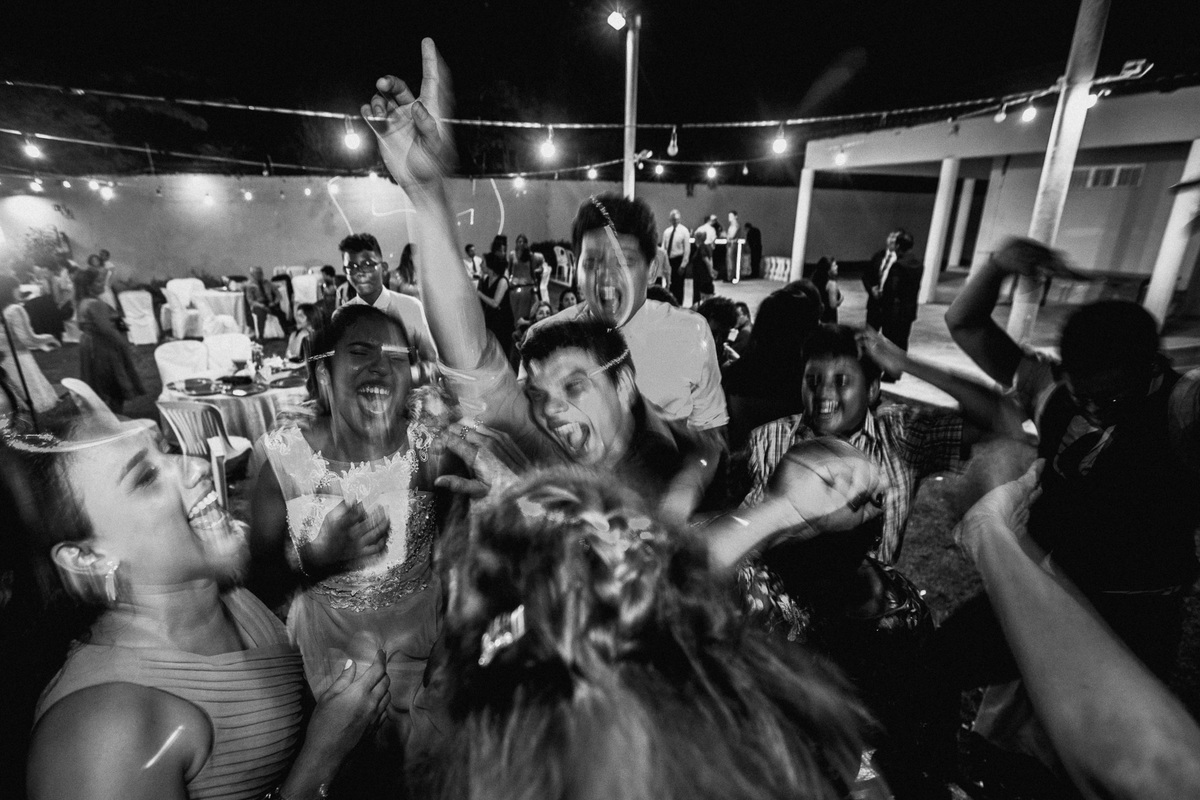 wedding-noiva-casamento-noivo-making-of-grande-dia-união-celebração-vestido-de-noiva-terno-bolo-buffet-igreja-cerimonia-recepção-fotografo-de-casament-fortaleza-ceara