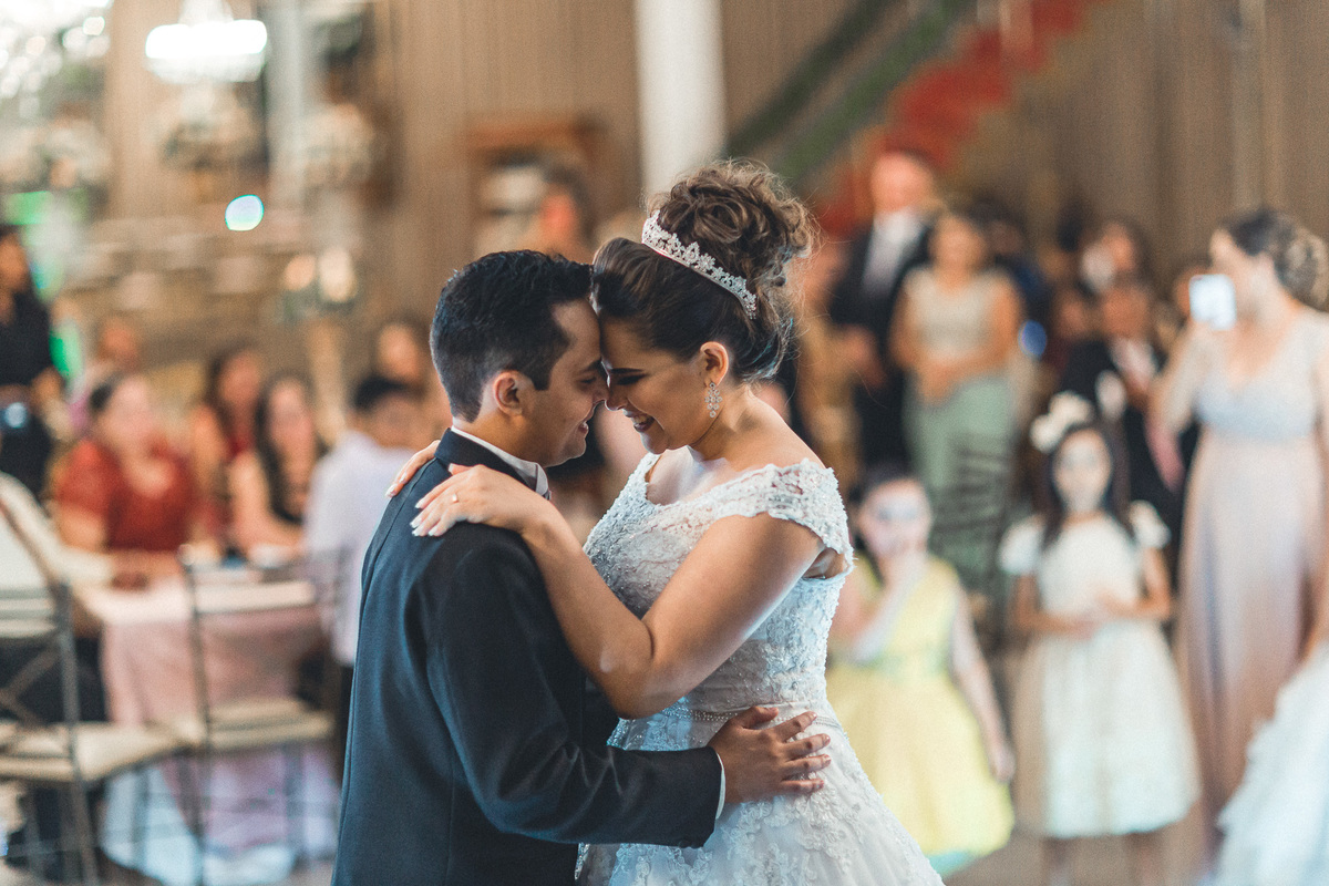 casamento-buffet-igreja-recepção-cerimonia-padre-amor-noivos-noiva-making-of-vestido-fotografia-ricardo-lima-fortaleza-ceara