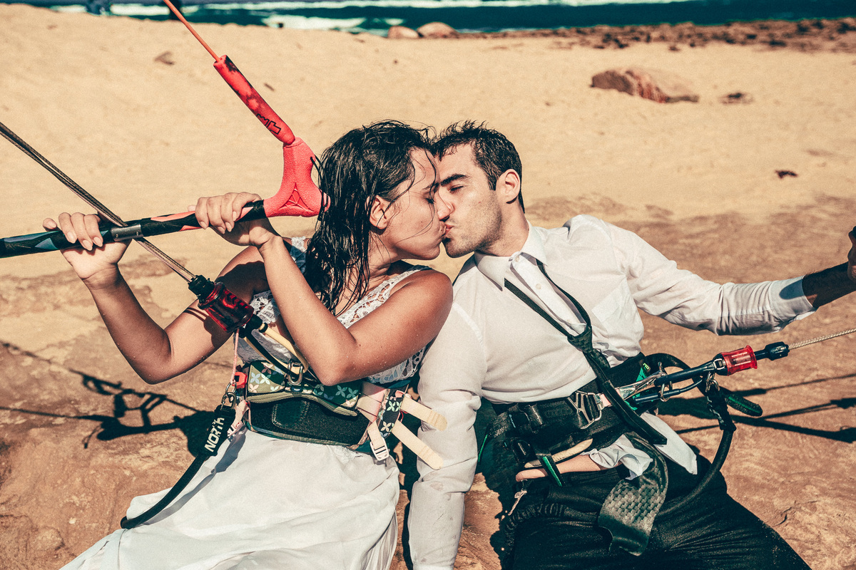 ensaio-pre-wedding-book-casal-pós-casamento-sessão-fotografica-praia-cofeco-fortaleza-caucaia-trash-the-drass-ricardo-lima-fotografia