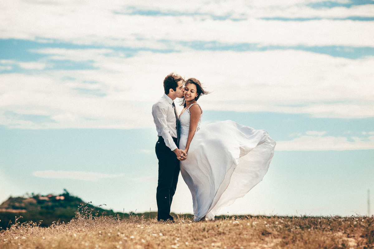 ensaio-pre-wedding-book-casal-pós-casamento-sessão-fotografica-praia-cofeco-fortaleza-caucaia-trash-the-drass-ricardo-lima-fotografia