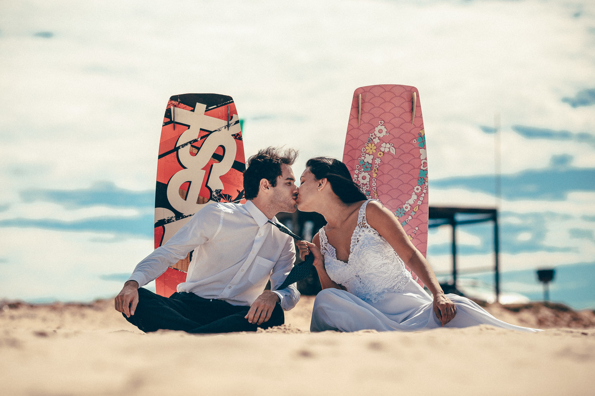 ensaio-pre-wedding-book-casal-pós-casamento-sessão-fotografica-praia-cofeco-fortaleza-caucaia-trash-the-drass-ricardo-lima-fotografia