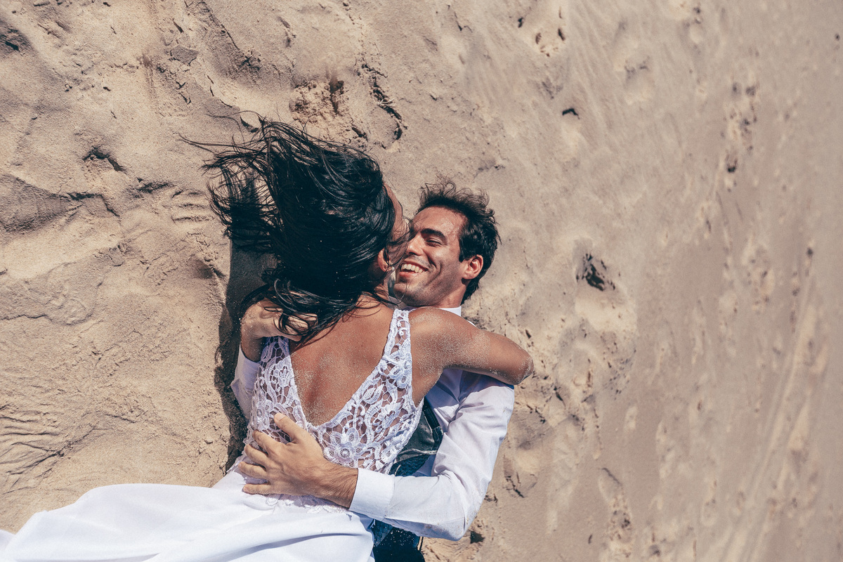 ensaio-pre-wedding-book-casal-pós-casamento-sessão-fotografica-praia-cofeco-fortaleza-caucaia-trash-the-drass-ricardo-lima-fotografia