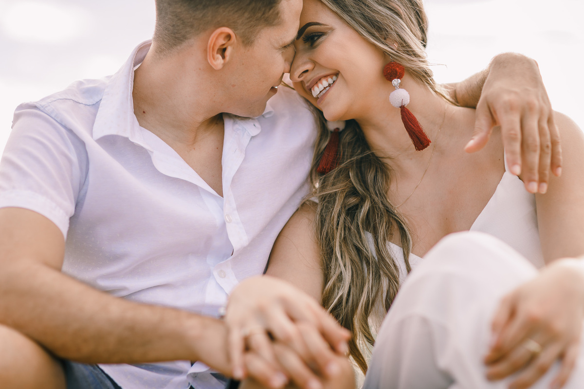 ensaio-pré-wedding-praia-morro-branco-iguape-ceará-amor-por-do-sol-book-fotografia-casal-casamento-noivos