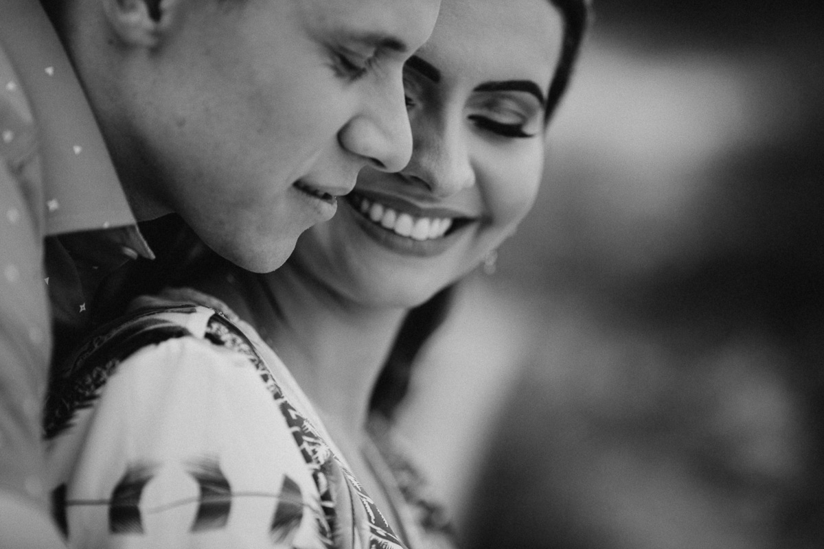 ensaio-pré-wedding-praia-morro-branco-iguape-ceará-amor-por-do-sol-book-fotografia-casal-casamento-noivos