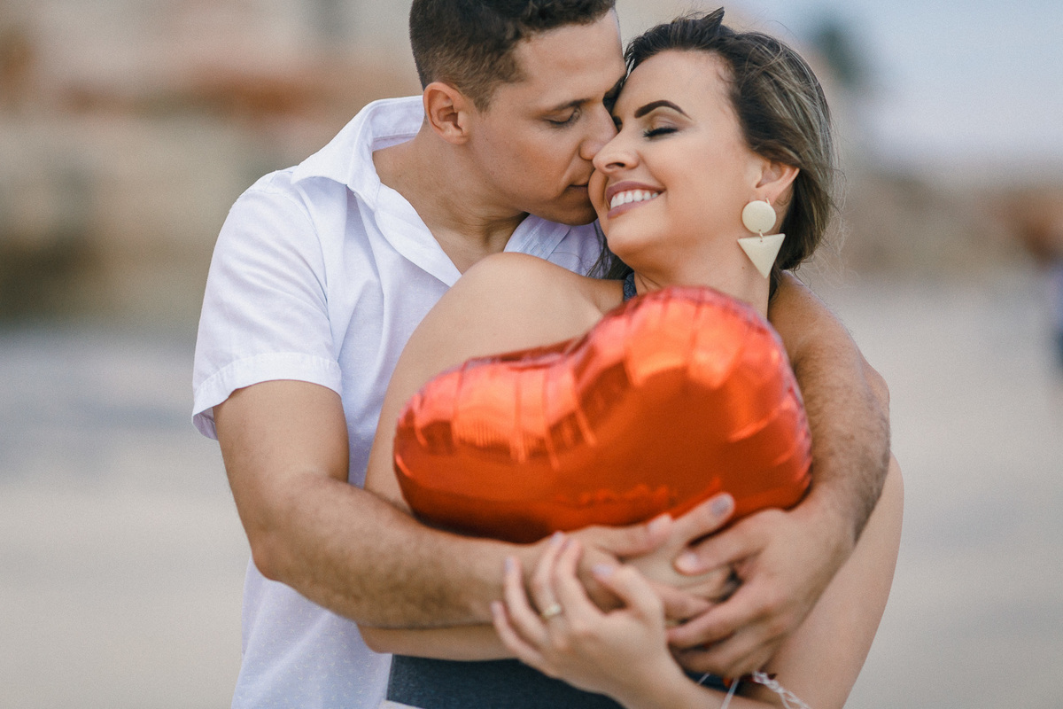 ensaio-pré-wedding-praia-morro-branco-iguape-ceará-amor-por-do-sol-book-fotografia-casal-casamento-noivos