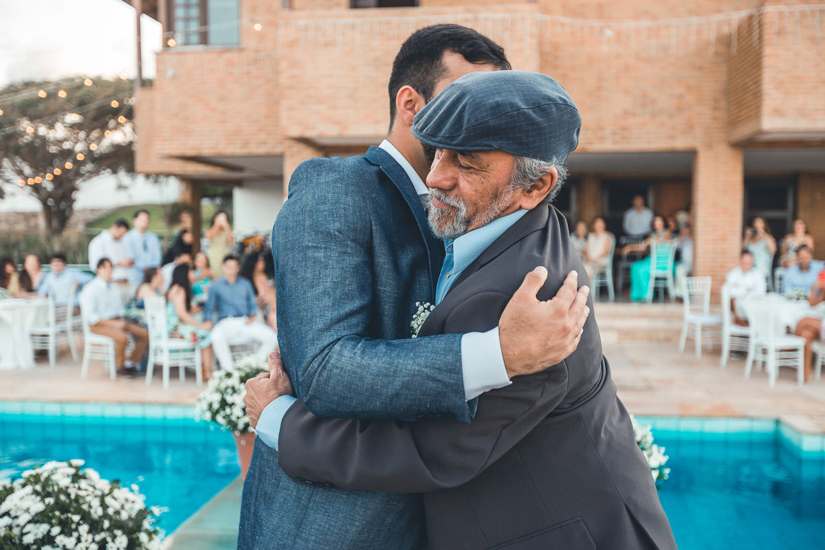 casamento-praia-wedding-making-of-noiva-recepção-vestido-bolo-cerimônia-padrinhos-fotografia-icarai