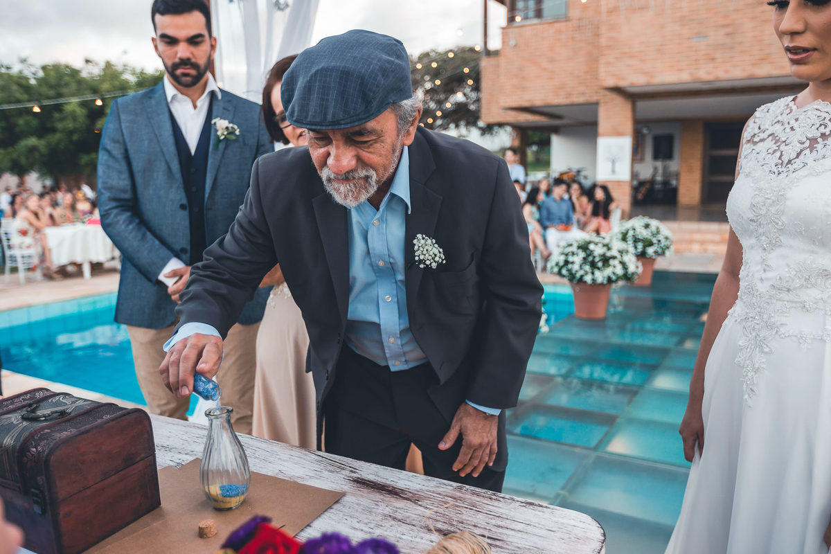 casamento-praia-wedding-making-of-noiva-recepção-vestido-bolo-cerimônia-padrinhos-fotografia-icarai