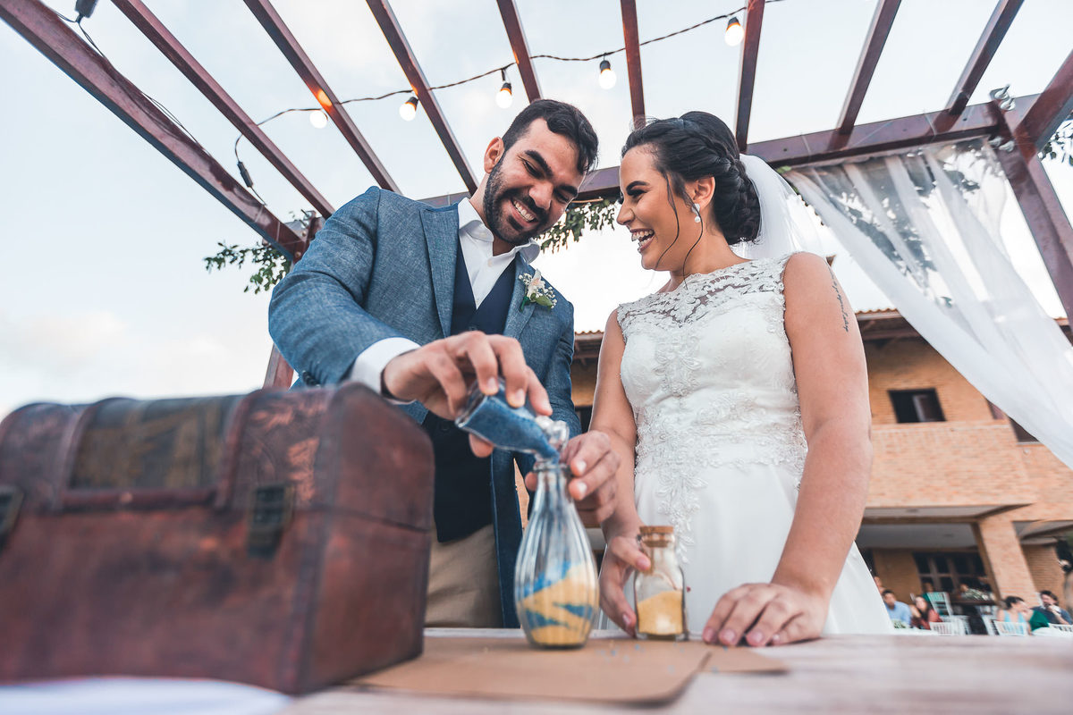 casamento-praia-wedding-making-of-noiva-recepção-vestido-bolo-cerimônia-padrinhos-fotografia-icarai