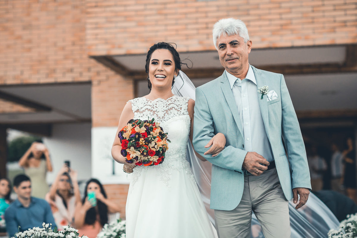 casamento-praia-wedding-making-of-noiva-recepção-vestido-bolo-cerimônia-padrinhos-fotografia-icarai-pai