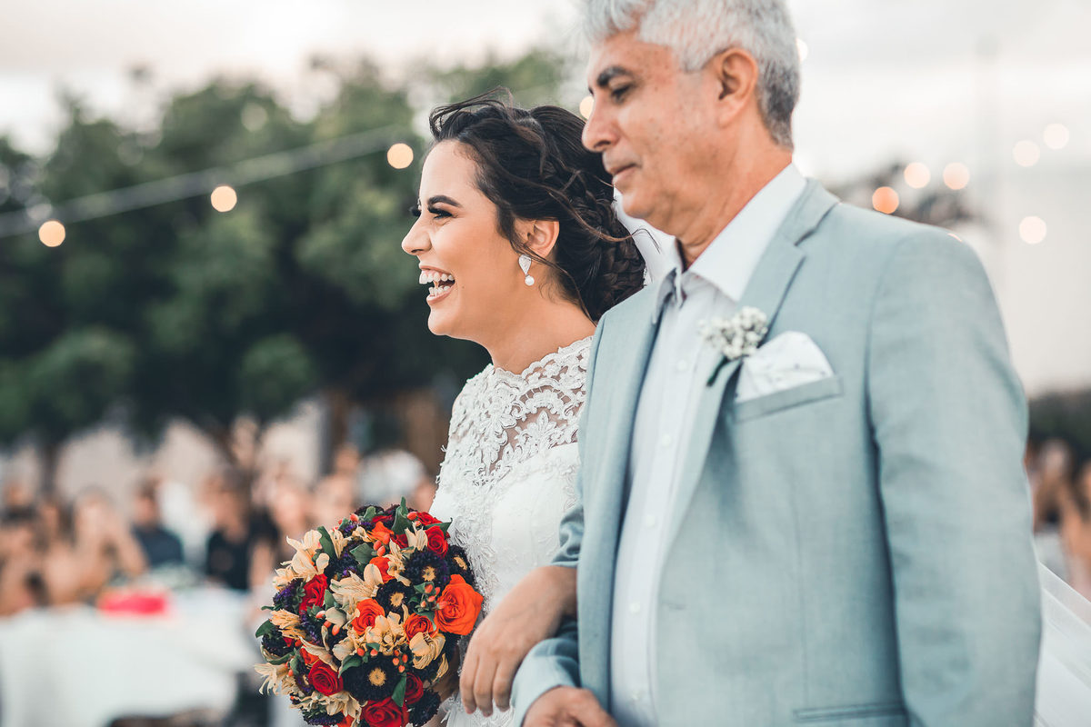 casamento-praia-wedding-making-of-noiva-recepção-vestido-bolo-cerimônia-padrinhos-fotografia-icarai