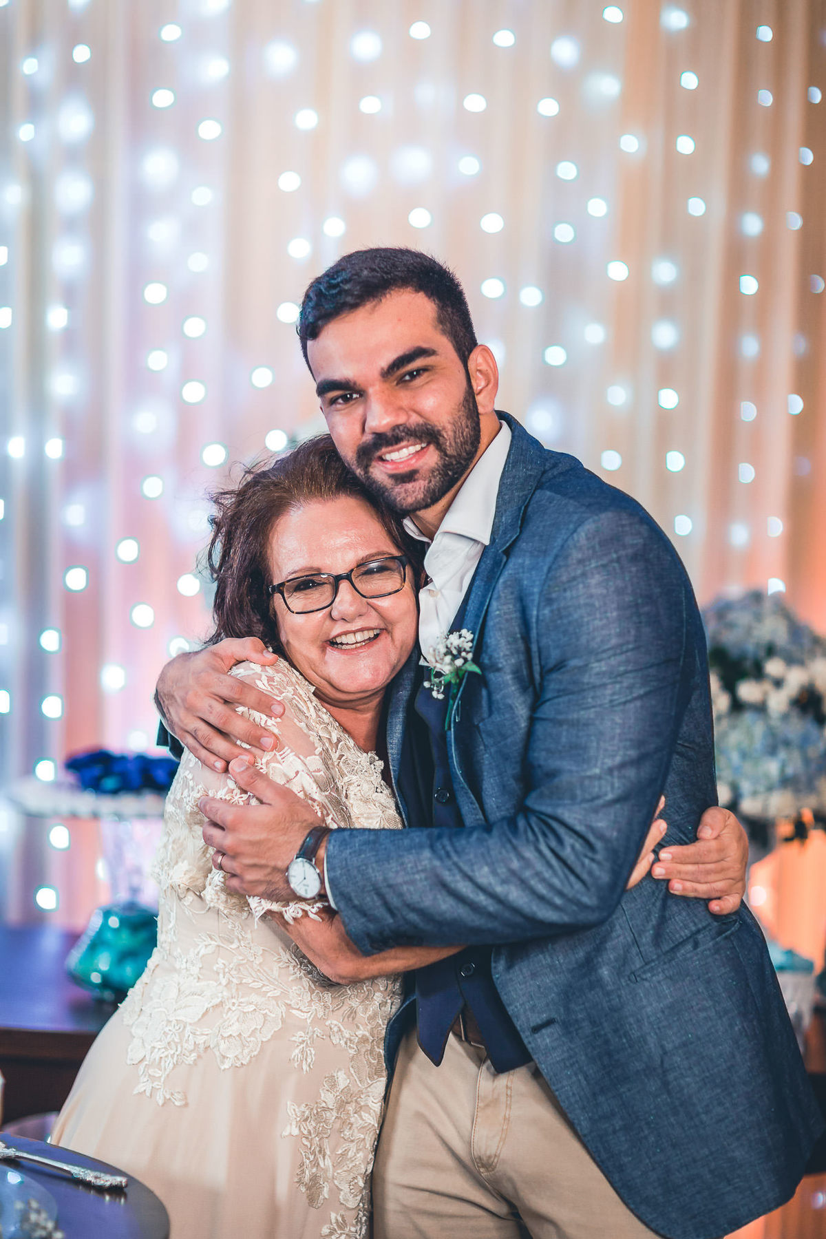 casamento-praia-wedding-making-of-noiva-recepção-vestido-bolo-cerimônia-padrinhos-fotografia-icarai-mãe