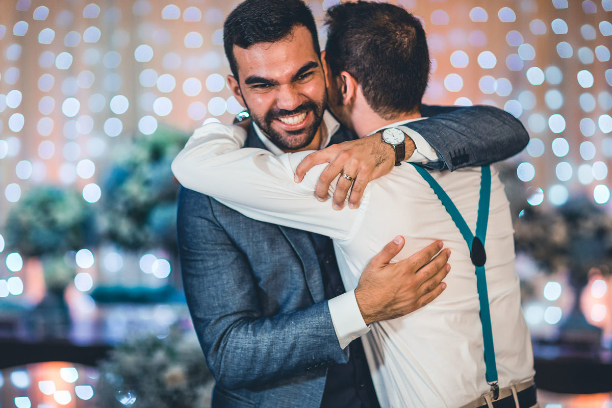 casamento-praia-wedding-making-of-noiva-recepção-vestido-bolo-cerimônia-padrinhos-fotografia-icarai