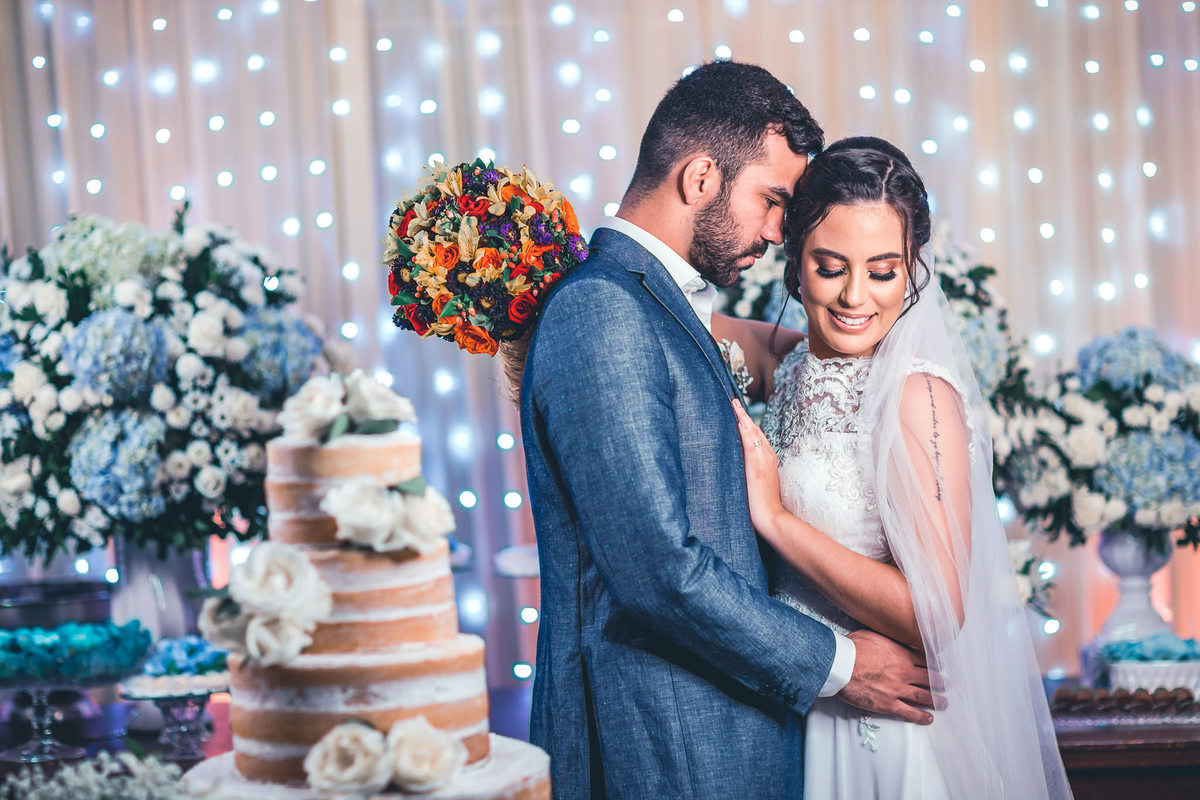 casamento-praia-wedding-making-of-noiva-recepção-vestido-bolo-cerimônia-padrinhos-fotografia-icarai