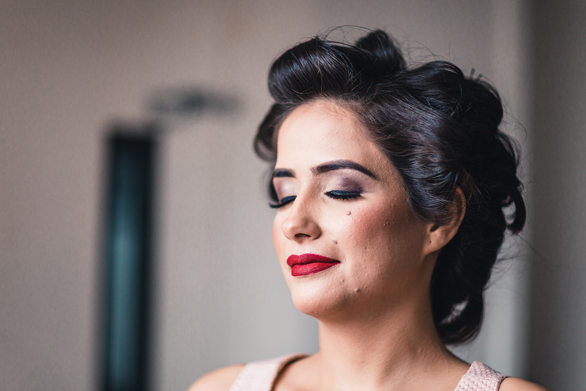 casamento-recepção-igreja-cripta-catedral-fortaleza-making-of-restaurante-faustino-beira-mar-vestido-noiva-padre-buque-emoção