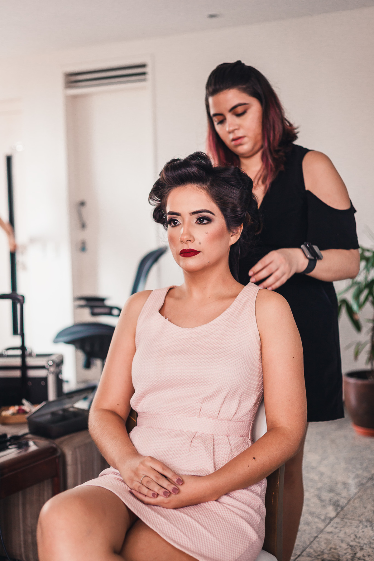 casamento-recepção-igreja-cripta-catedral-fortaleza-making-of-restaurante-faustino-beira-mar-vestido-noiva-padre-buque-emoção