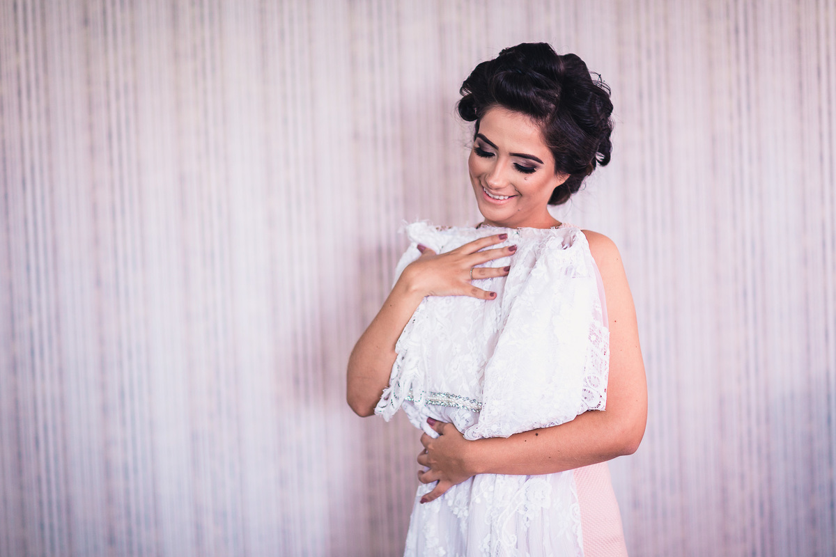 casamento-recepção-igreja-cripta-catedral-fortaleza-making-of-restaurante-faustino-beira-mar-vestido-noiva-padre-buque-emoção