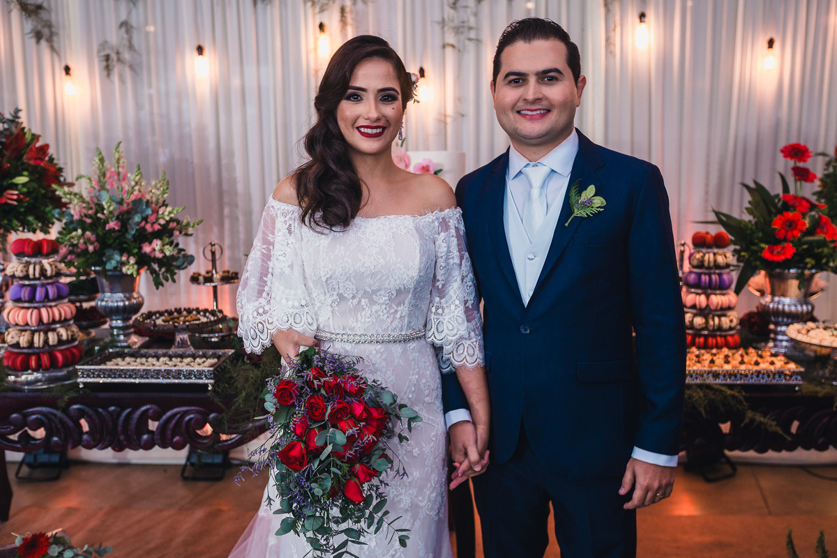 casamento-recepção-igreja-cripta-catedral-fortaleza-making-of-restaurante-faustino-beira-mar-vestido-noiva-padre-buque-emoção