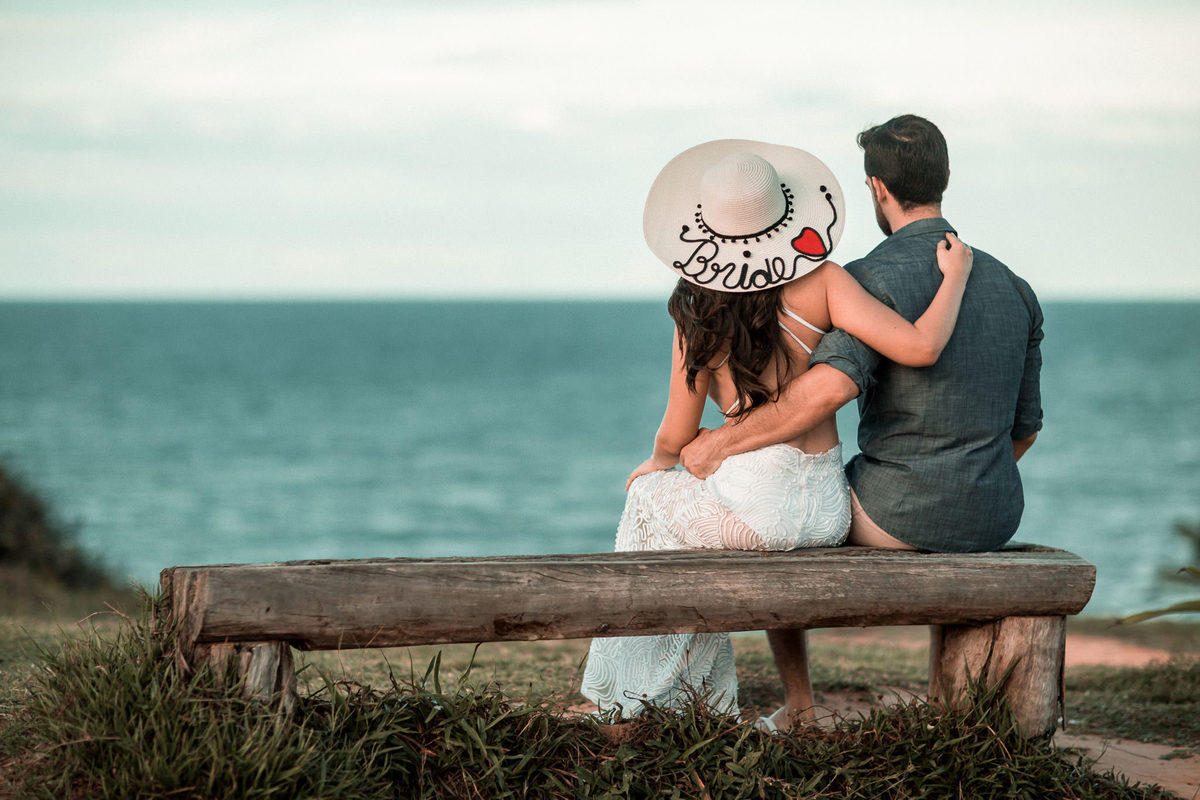 ensaio-préwedding-esession-book-casal-fotos-praia-beach-morro-branco-beberibe-ceara-fortaleza-americanas-são-paulo-cuiaba-mt-amor-love-casamento-noivos