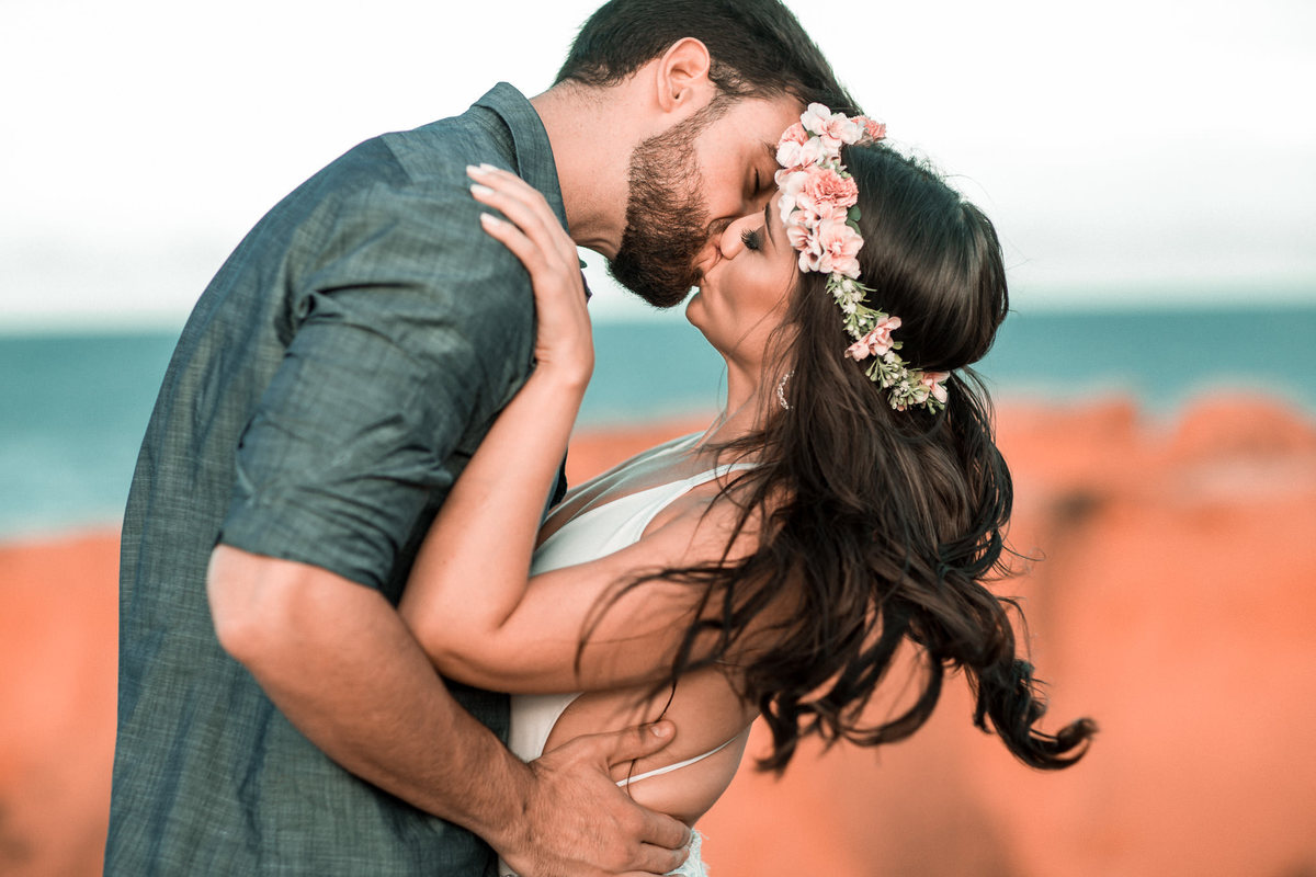 ensaio-préwedding-esession-book-casal-fotos-praia-beach-morro-branco-beberibe-ceara-fortaleza-americanas-são-paulo-cuiaba-mt-amor-love-casamento-noivos
