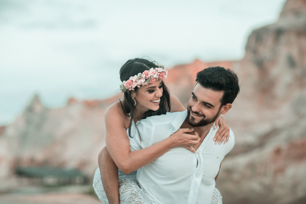 ensaio-préwedding-esession-book-casal-fotos-praia-beach-morro-branco-beberibe-ceara-fortaleza-americanas-são-paulo-cuiaba-mt-amor-love-casamento-noivos