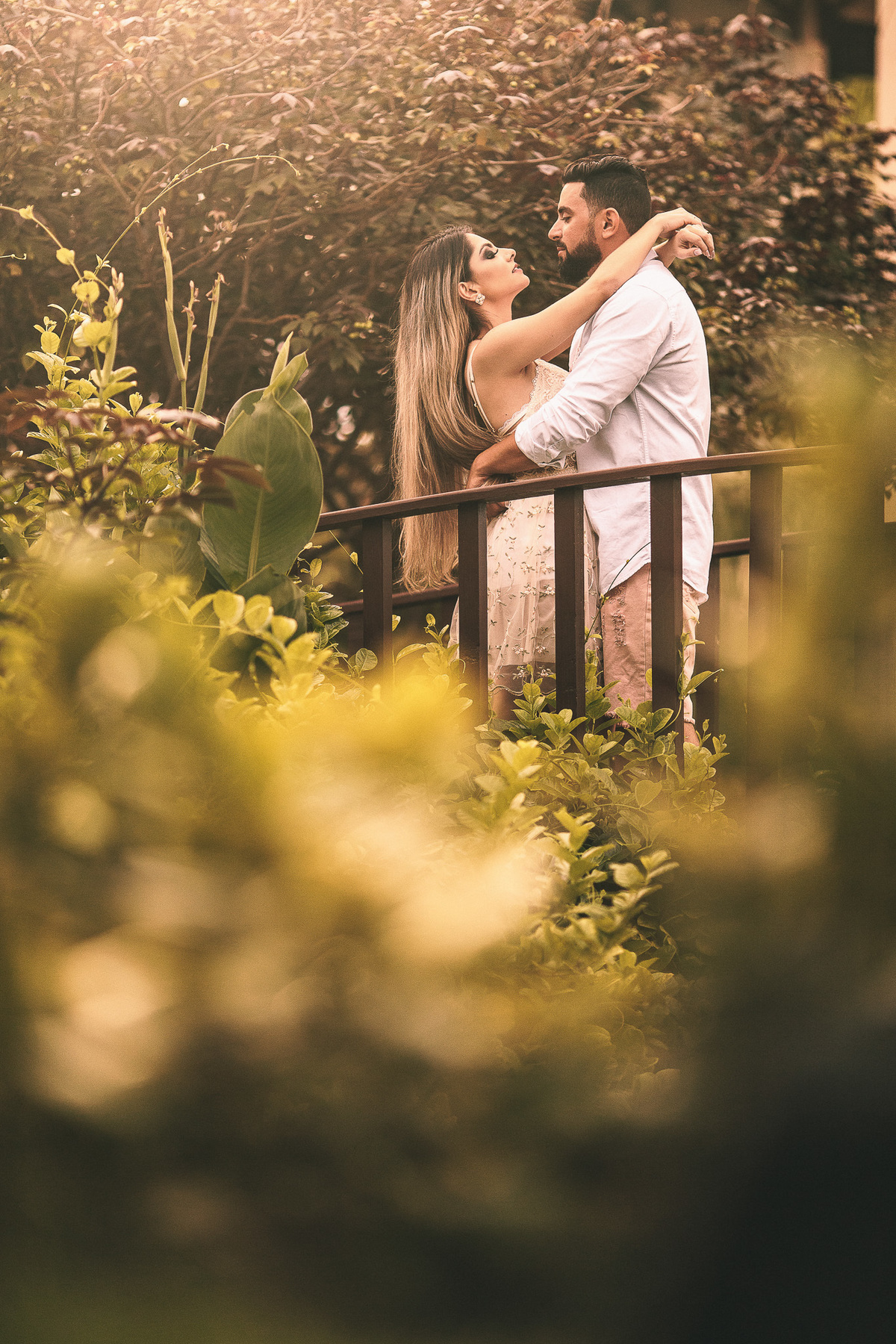 ensaio-sensual-casal-book-pre wedding-lovers-foto-casamento-amor-seoxo-pegada-boudoir-rondonopolis-mato-grosso-praia-beach