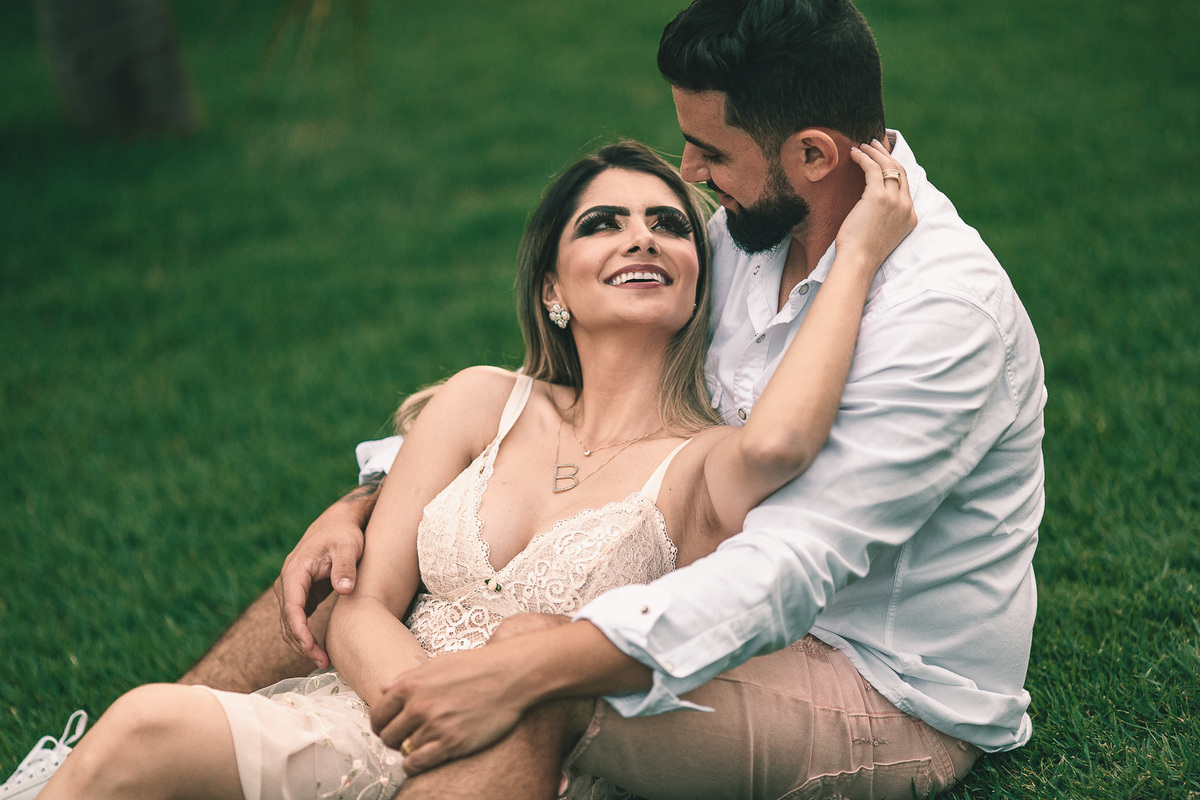 ensaio-sensual-casal-book-pre wedding-lovers-foto-casamento-amor-seoxo-pegada-boudoir-rondonopolis-mato-grosso-praia-beach